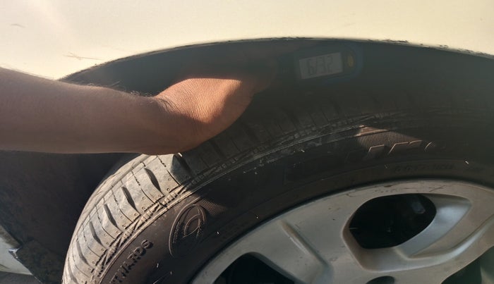 2016 Renault Lodgy 85 PS RXL, Diesel, Manual, 1,76,607 km, tyre