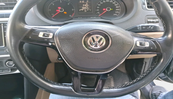 2018 Volkswagen Ameo HIGHLINE PLUS 1.5L AT 16 ALLOY, Diesel, Automatic, 96,853 km, interior