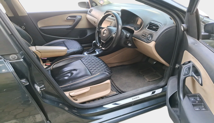 2018 Volkswagen Ameo HIGHLINE PLUS 1.5L AT 16 ALLOY, Diesel, Automatic, 96,853 km, interior