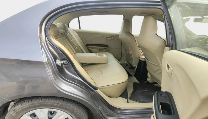 2017 Honda Amaze 1.2L I-VTEC S, Petrol, Manual, 84,441 km, interior