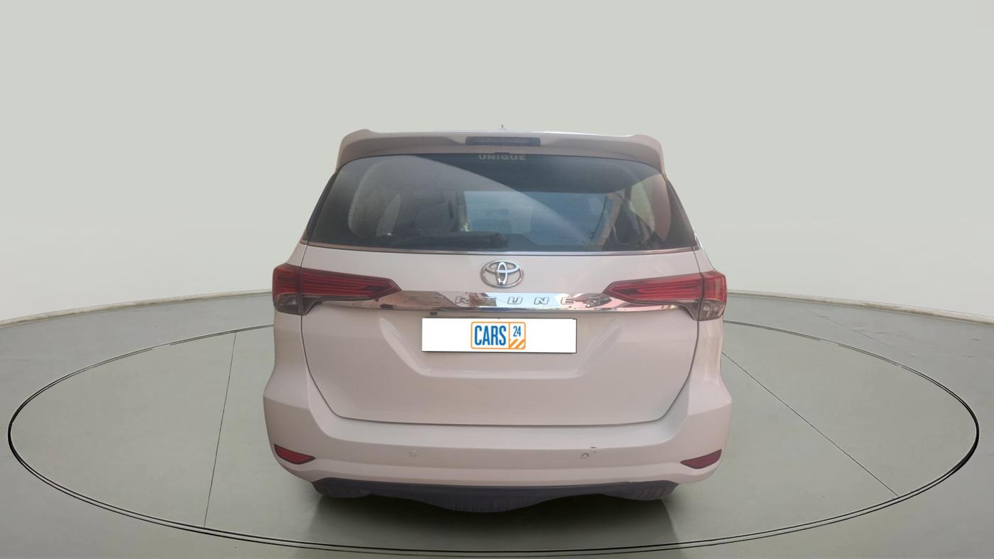 2017 Toyota Fortuner 2.8 4X2 AT, Diesel, Automatic, 2,05,336 km, exterior