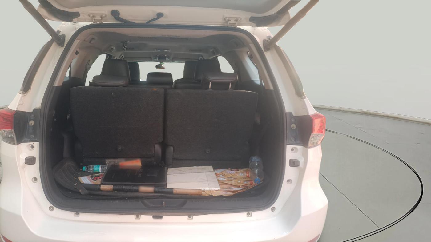 2017 Toyota Fortuner 2.8 4X2 AT, Diesel, Automatic, 2,05,336 km, exterior
