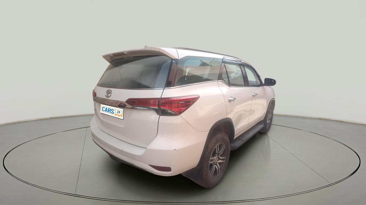 2017 Toyota Fortuner 2.8 4X2 AT, Diesel, Automatic, 2,05,336 km, exterior