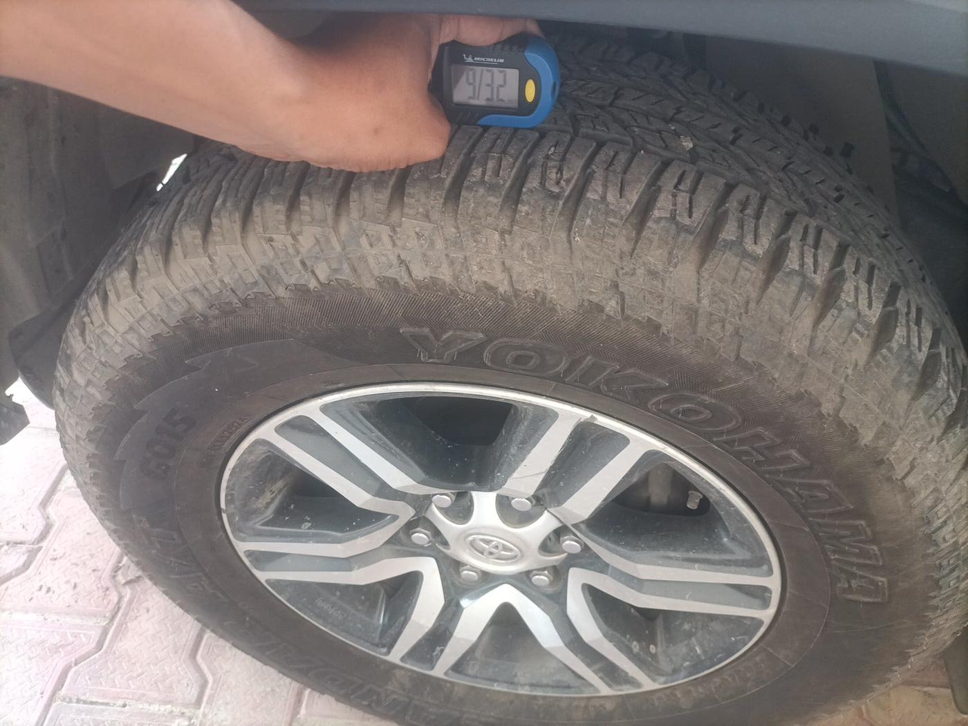 2017 Toyota Fortuner 2.8 4X2 AT, Diesel, Automatic, 2,05,336 km, tyre