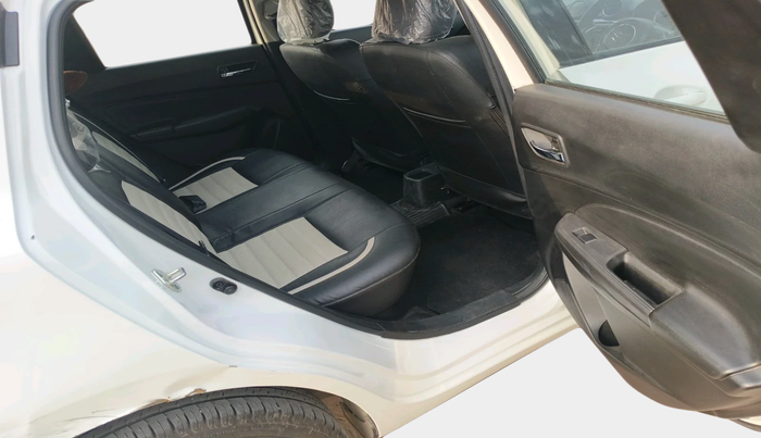 2023 Maruti Swift ZXI, Petrol, Manual, 11,144 km, interior