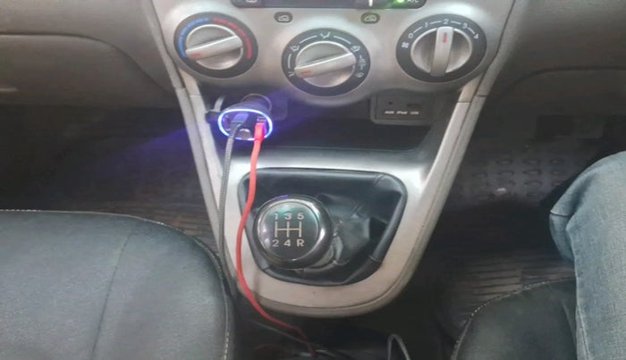 2013 Hyundai i10 SPORTZ 1.2, Petrol, Manual, 1,45,483 km, interior