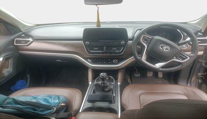 2019 Tata Harrier XZ 2.0L, Diesel, Manual, 1,63,819 km, interior