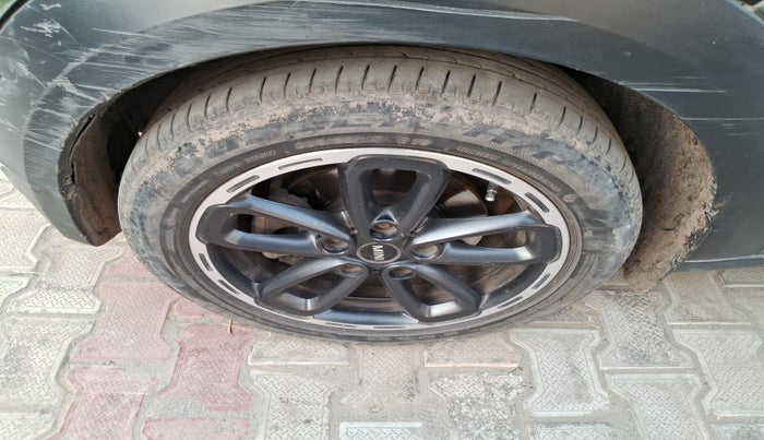 2015 BMW Mini COOPER D 5 DOOR, Diesel, Automatic, 41,946 km, tyre