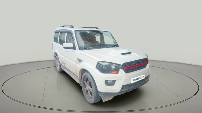 2016 Mahindra Scorpio S8 1.99, Diesel, Manual, 1,69,347 km, exterior
