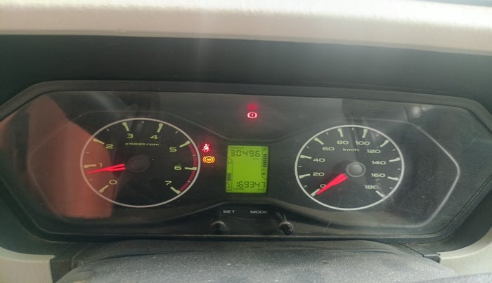 2016 Mahindra Scorpio S8 1.99, Diesel, Manual, 1,69,347 km, interior