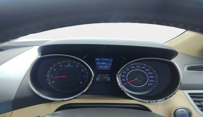2013 Hyundai New Elantra 1.8 SX AT VTVT, Petrol, Automatic, 1,09,991 km, interior