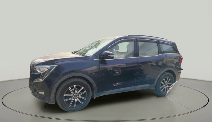 2021 Mahindra XUV700 AX 7 P MT 7 STR, Petrol, Manual, 70,599 km, exterior