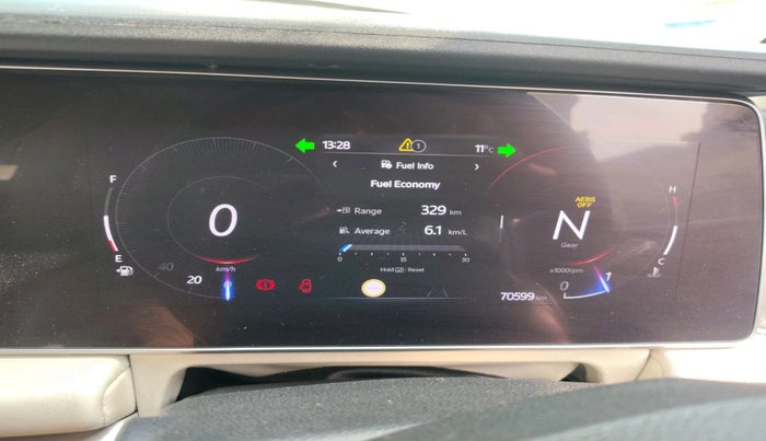 2021 Mahindra XUV700 AX 7 P MT 7 STR, Petrol, Manual, 70,599 km, interior