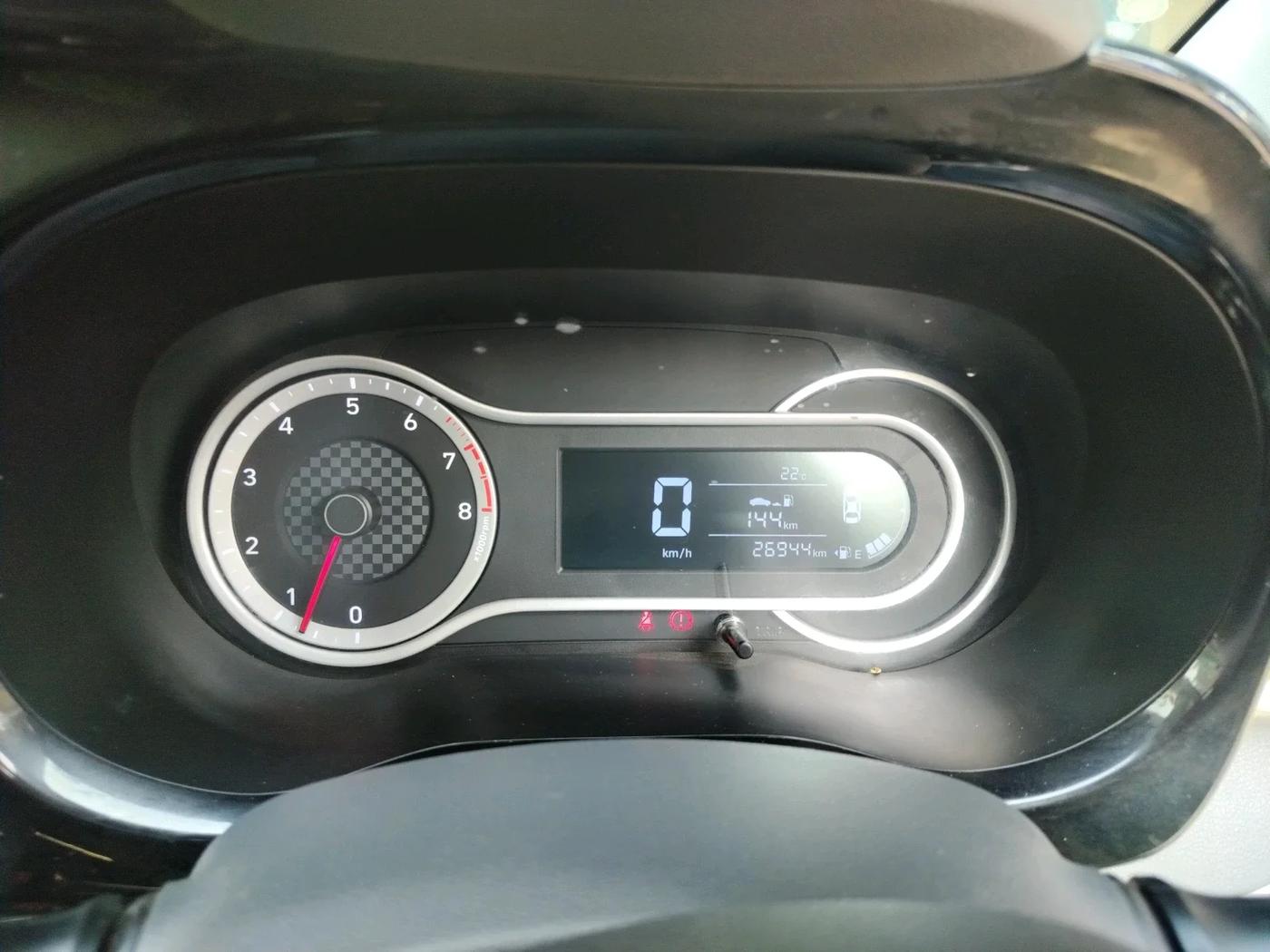 2022 Hyundai GRAND I10 NIOS SPORTZ 1.2 KAPPA VTVT, Petrol, Manual, 27,500 km, interior