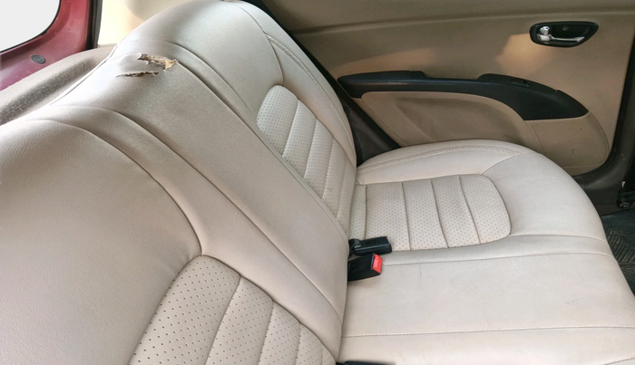 2016 Hyundai i10 SPORTZ 1.1, Petrol, Manual, 66,773 km, interior