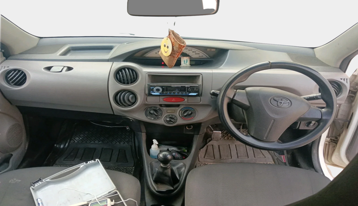 2011 Toyota Etios G, Petrol, Manual, 1,56,678 km, interior