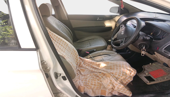 2012 Hyundai i20 SPORTZ 1.2, Petrol, Manual, 88,089 km, interior