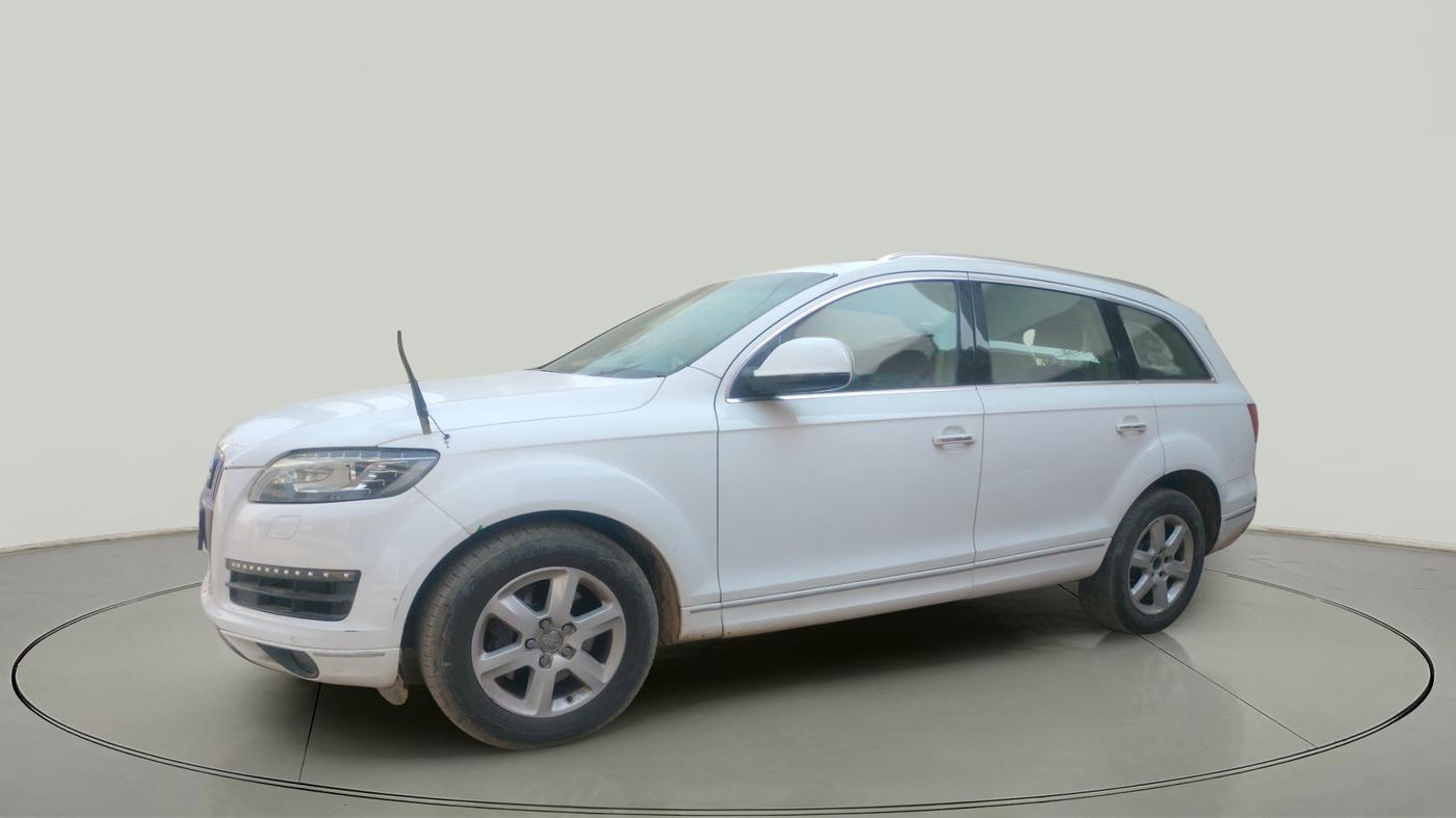 2011 Audi Q7 3.0 TDI QUATTRO, Diesel, Automatic, 1,26,107 km, exterior