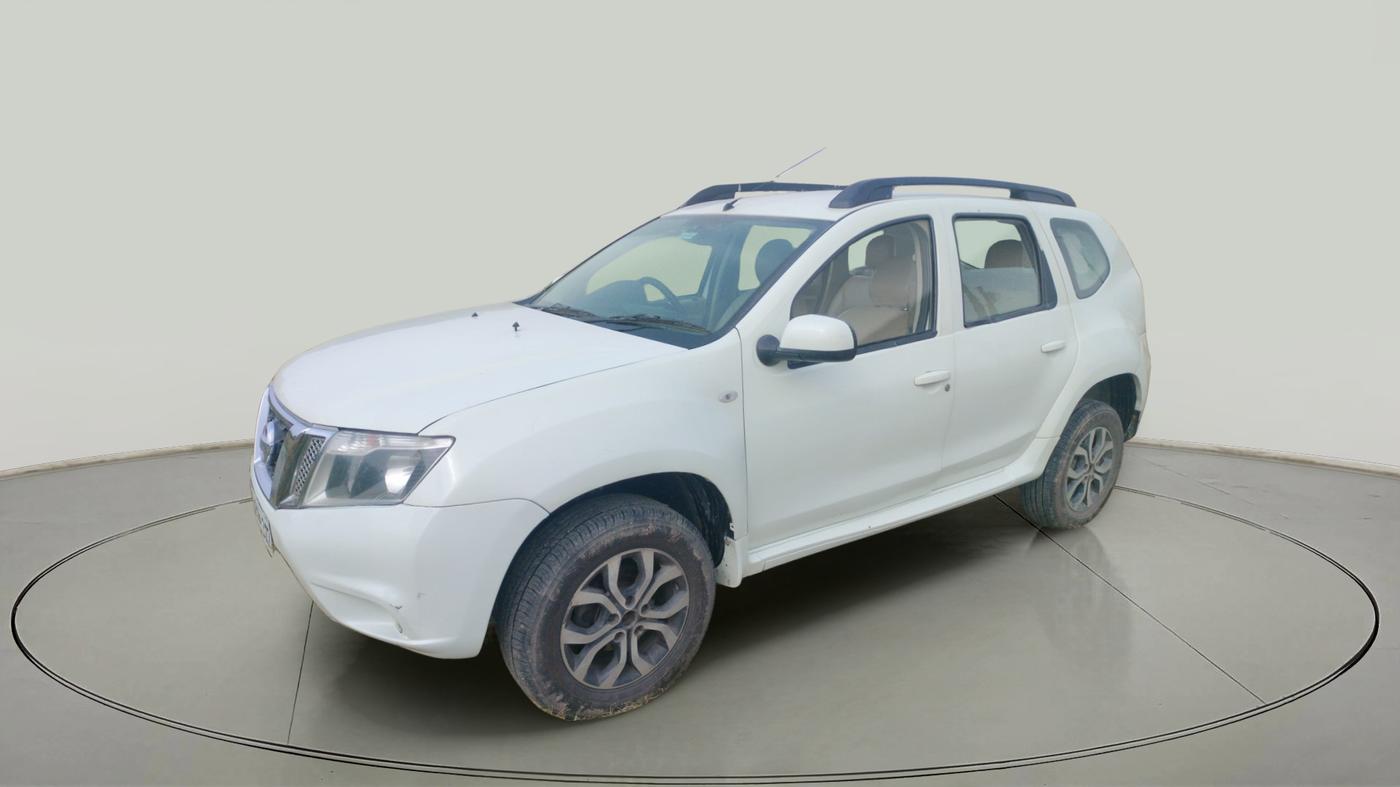 2014 Nissan Terrano XL (D), Diesel, Manual, 1,17,379 km, exterior