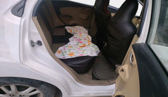 2011 Honda Brio V MT, Petrol, Manual, 60,272 km, interior