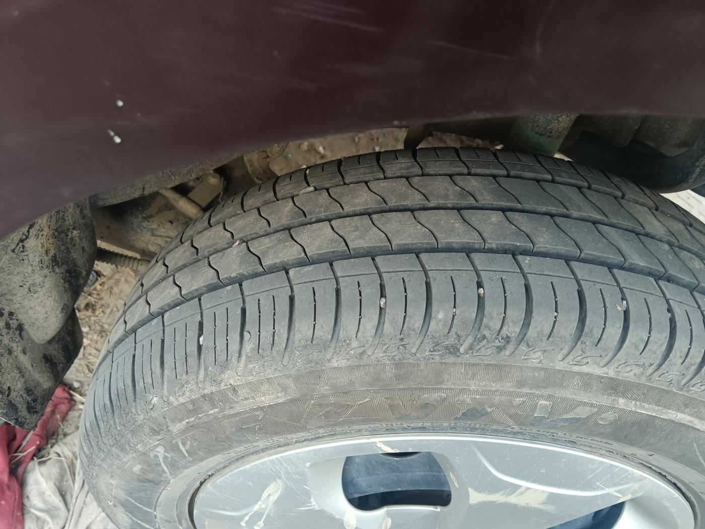 2022 Tata TIGOR XZ CNG, Petrol, Manual, 98,127 km, tyre