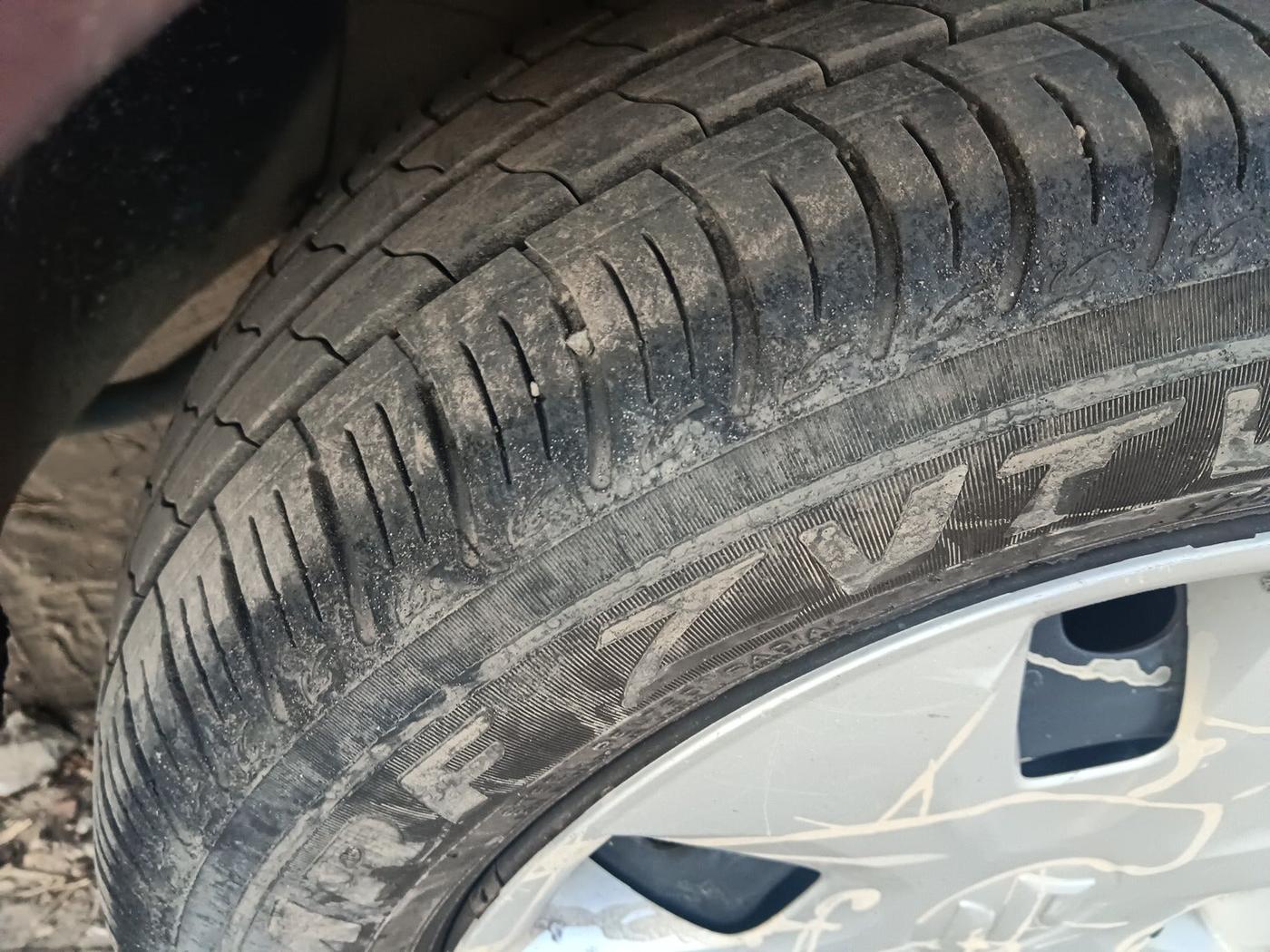 2022 Tata TIGOR XZ CNG, Petrol, Manual, 98,127 km, tyre