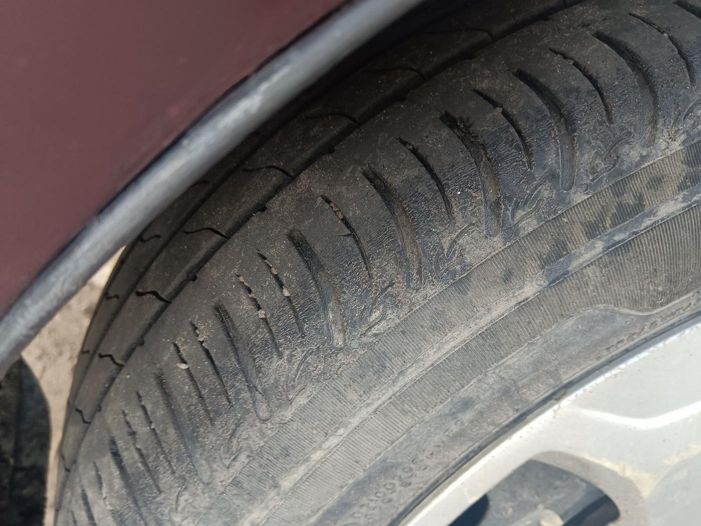 2022 Tata TIGOR XZ CNG, Petrol, Manual, 98,127 km, tyre