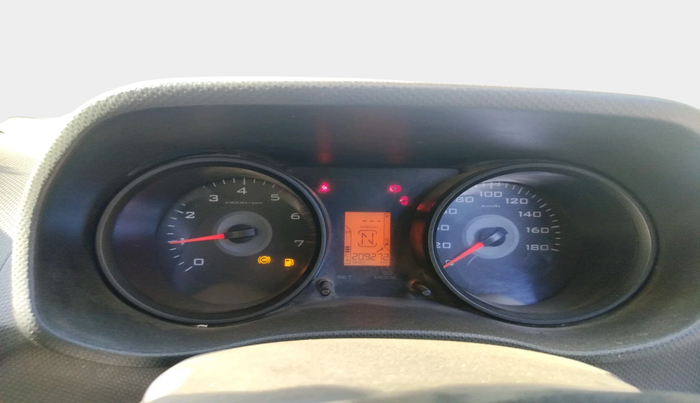 2016 Mahindra TUV300 T6, Diesel, Manual, 2,09,272 km, interior