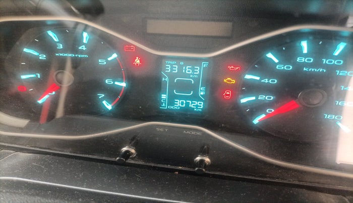 2023 Mahindra SCORPIO CLASSIC S11 MT 7S CC, Diesel, Manual, 30,729 km, interior