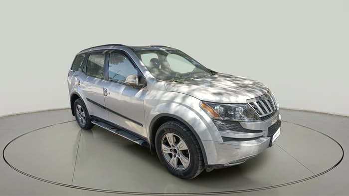2014 Mahindra XUV500 W8, Diesel, Manual, 1,06,902 km, exterior
