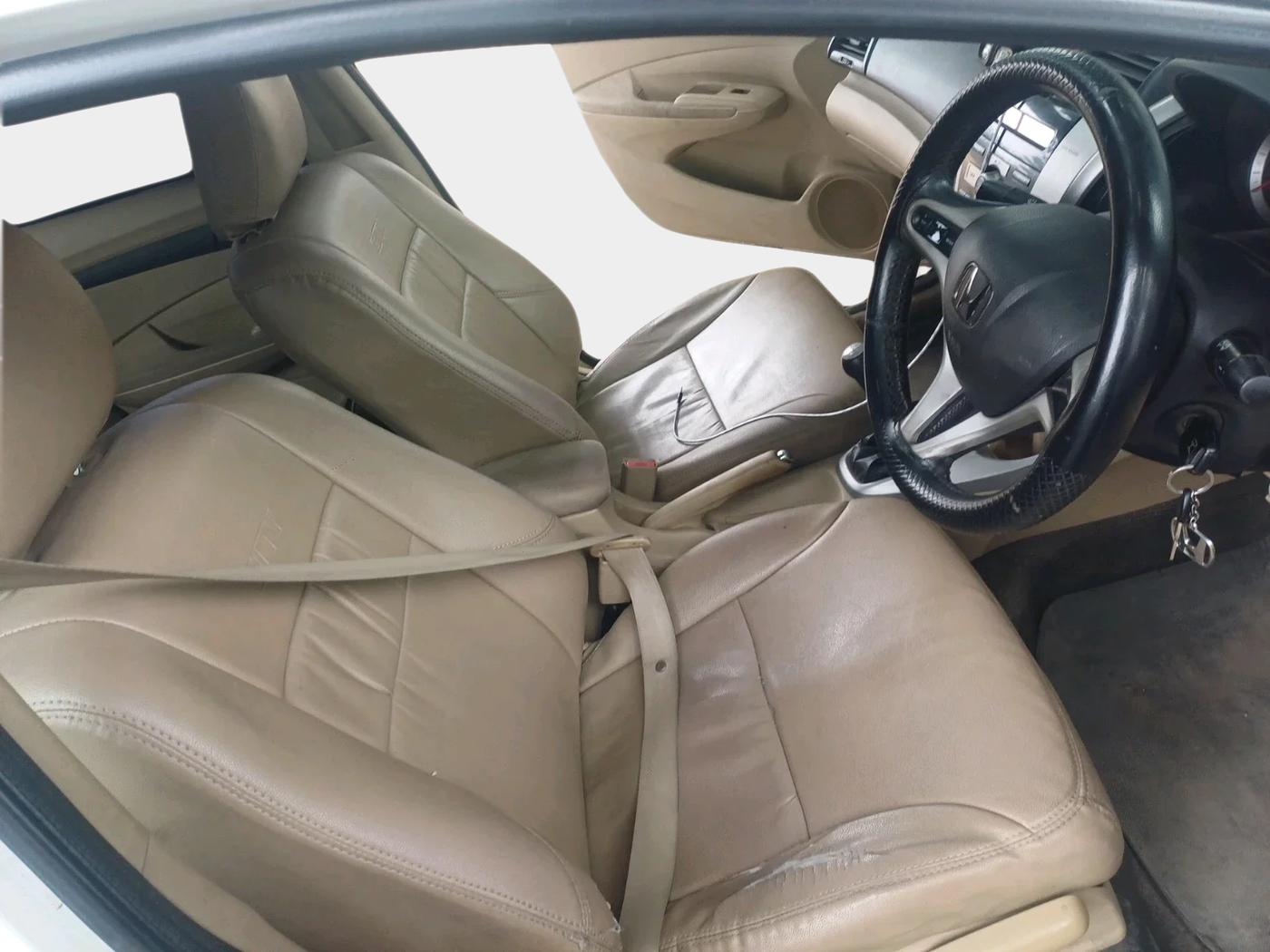 2011 Honda City 1.5L I-VTEC S MT, Petrol, Manual, 1,34,061 km, interior