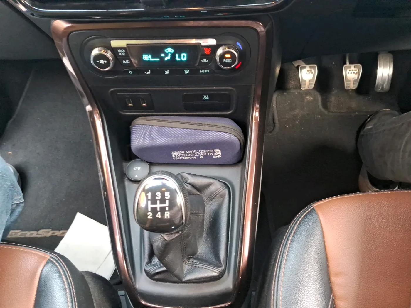 2019 Ford Ecosport TITANIUM 1.5L THUNDER EDTION DIESEL, Diesel, Manual, 1,20,754 km, interior