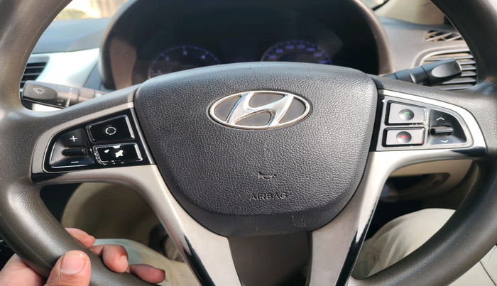 2014 Hyundai Verna FLUIDIC 1.6 CRDI SX, Diesel, Manual, 1,02,657 km, interior