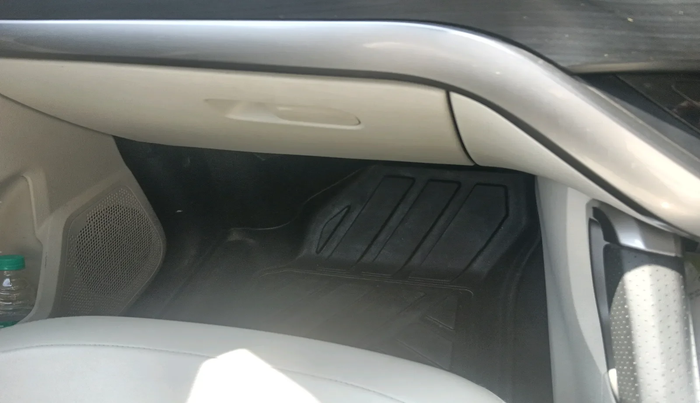 2021 Tata Safari XZ PLUS, Diesel, Manual, 1,07,029 km, interior