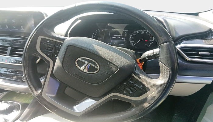 2021 Tata Safari XZ PLUS, Diesel, Manual, 1,07,029 km, interior