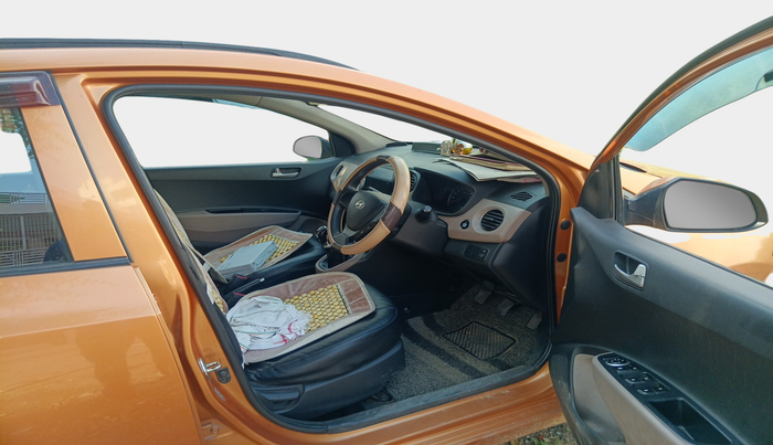 2014 Hyundai Grand i10 SPORTZ 1.1 CRDI, Diesel, Manual, 89,293 km, interior