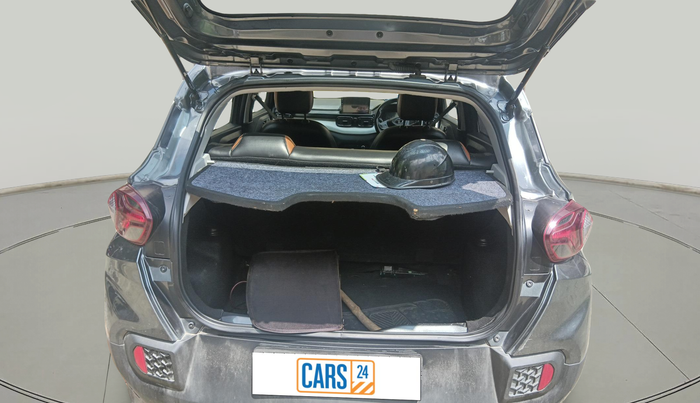 2024 Tata PUNCH PURE MT, Petrol, Manual, 32,903 km, exterior