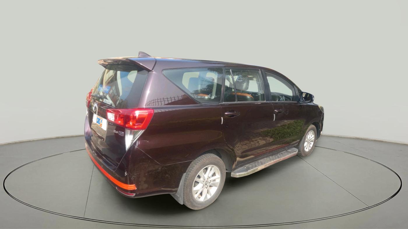 2016 Toyota Innova Crysta 2.4 GX 8 STR, Diesel, Manual, 1,25,823 km, exterior