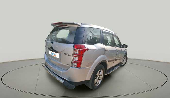 2015 Mahindra XUV500 W8, Diesel, Manual, 88,094 km, exterior