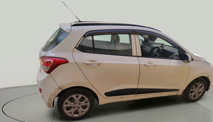 2015 Hyundai Grand i10 SPORTZ 1.2 KAPPA VTVT, Petrol, Manual, 1,48,263 km, exterior
