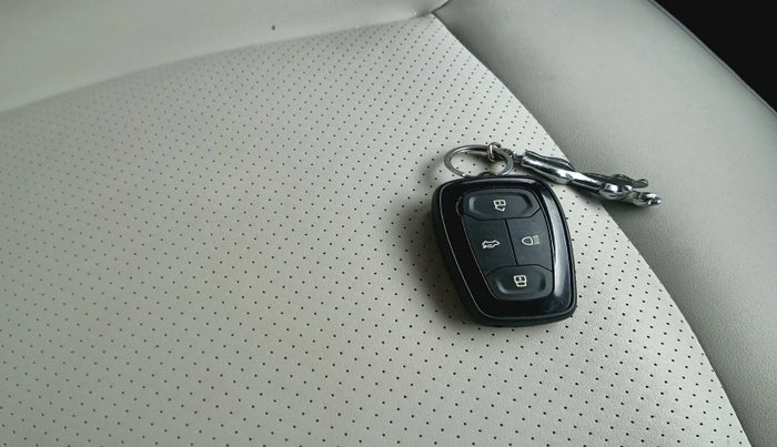 2023 Tata TIAGO EV XZ PLUS TECH LUX LONG RANGE, Electric, Automatic, 42,251 km, interior