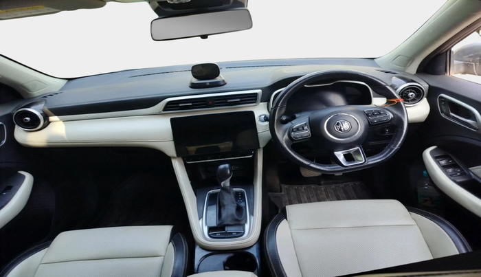 2022 MG ASTOR SAVVY 1.5 CVT, Petrol, Automatic, 13,840 km, interior