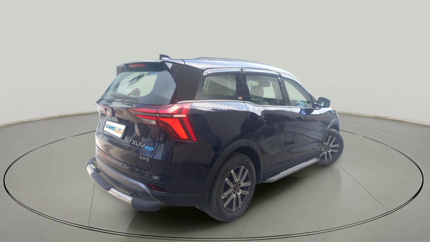 2022 Mahindra XUV700 AX 7 LUXURY P AT 7 STR, Petrol, Automatic, 20,134 km, exterior