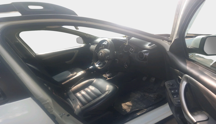 2019 Renault Duster 85 PS RXE DIESEL, Diesel, Manual, 1,14,729 km, interior