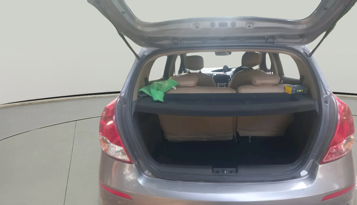 2014 Hyundai i20 SPORTZ 1.4 AT, Petrol, Automatic, 1,24,699 km, exterior