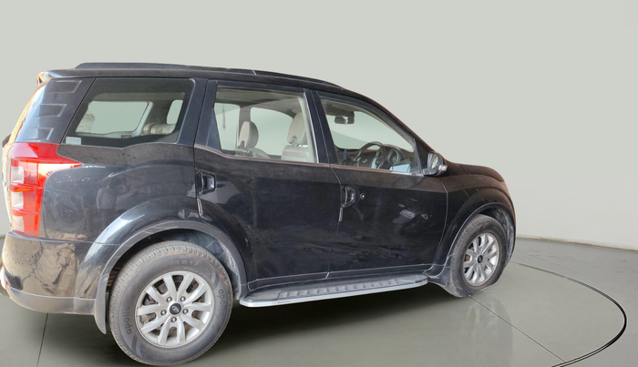 2016 Mahindra XUV500 W10, Diesel, Manual, 74,848 km, exterior