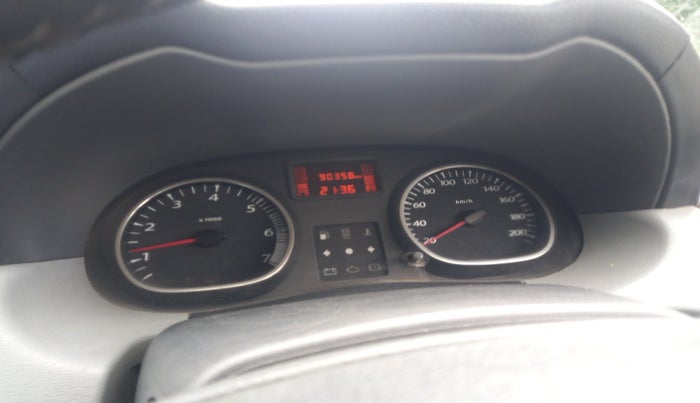 2014 Renault Duster 110 PS RXL ADVENTURE, Diesel, Manual, 90,358 km, interior