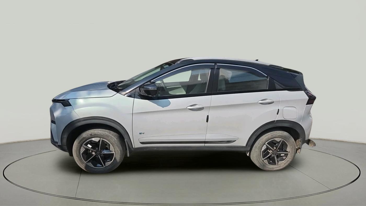 2024 Tata NEXON EV EMPOWERED LONG RANGE, Electric, Automatic, 42,587 km, exterior