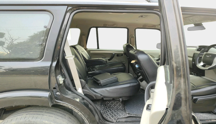 2022 Mahindra Scorpio S11 2WD, Diesel, Manual, 62,309 km, interior