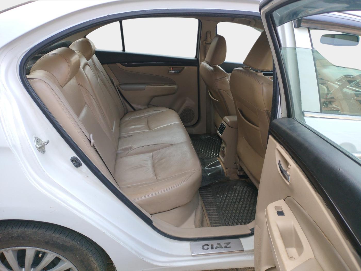 2016 Maruti Ciaz ZDI+ SHVS, Diesel, Manual, 1,31,355 km, interior